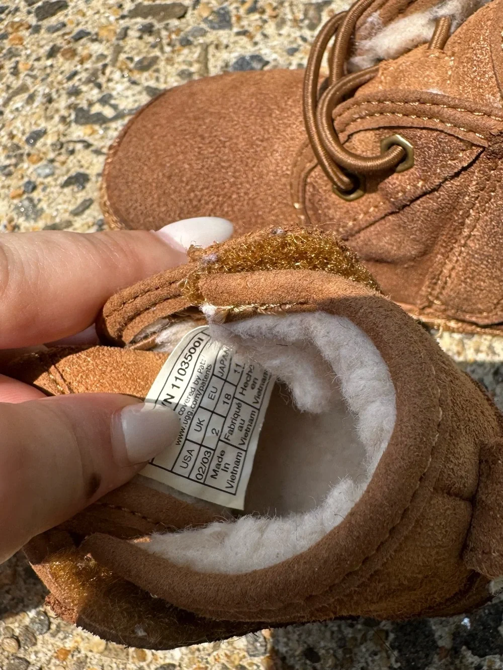 UGG Baby Bixbee Crib Booties Chestnut Suede Sherpa Infant Size 2